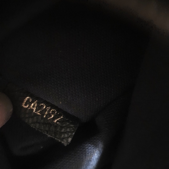 SALE!! Louis Vuitton Artsy MM Empreinte Infini! - Picture 9 of 16